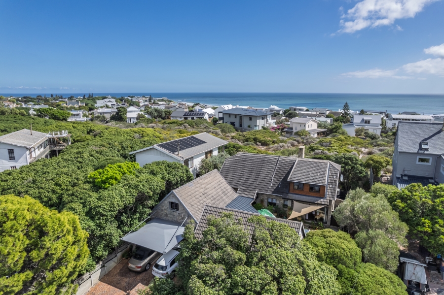 5 Bedroom Property for Sale in Kommetjie Western Cape